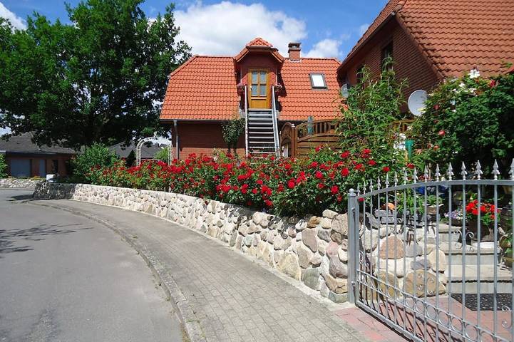 Ferienwohnung für 2 Personen, mit Terrasse und Garten in Sörup