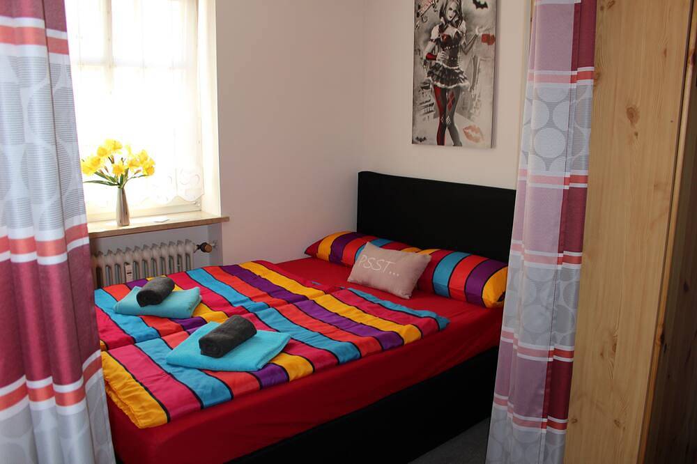 Ganze Wohnung, Zv-Scholtz, Bgh, Ap-02 in Burghausen, Landkreis Altötting