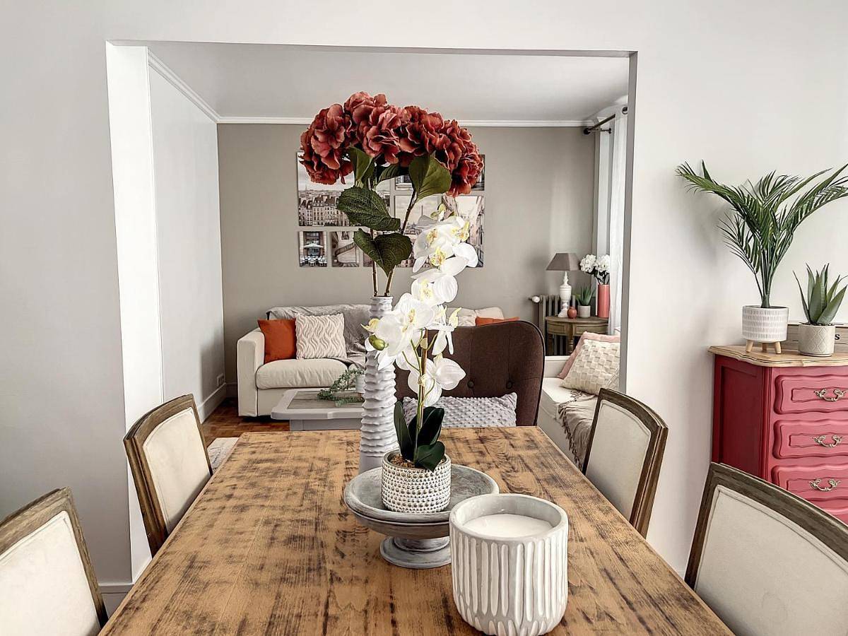 Appartement entier, Appart Xl "So cosy"- 4 beds - 8 pax - free Parking - Near Paris in Épinay-sur-Seine, Seine-Saint-Denis