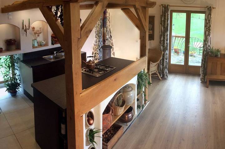Agriturismo pour 6 personnes, avec terrasse et jardin à Brousse-le-Château