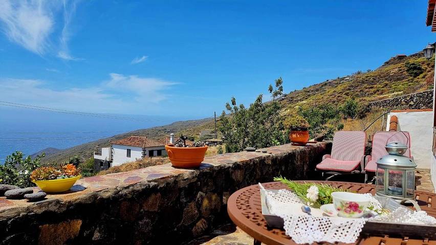 Casa rural para 3 personas, con jardín además de vistas y terraza en Fuencaliente de La Palma - 2