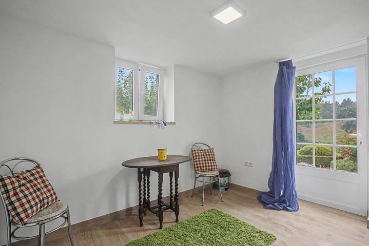 Chalet 'The Dovecote' con piscina compartida, jardín compartido y Wi-Fi in Alvorninha, Leiria District