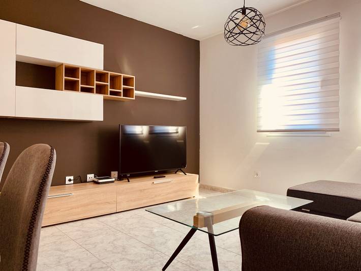 Entire apartment, A&F Comfort Modern House in Vecindario, Santa Lucía de Tirajana