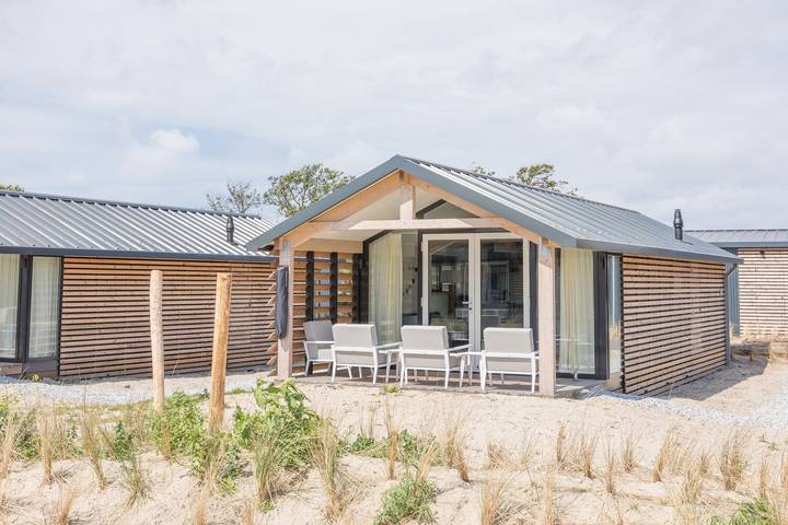 Appartement voor 4 personen, with Balkon/Terras and Terras as well as Tuin in Hollum