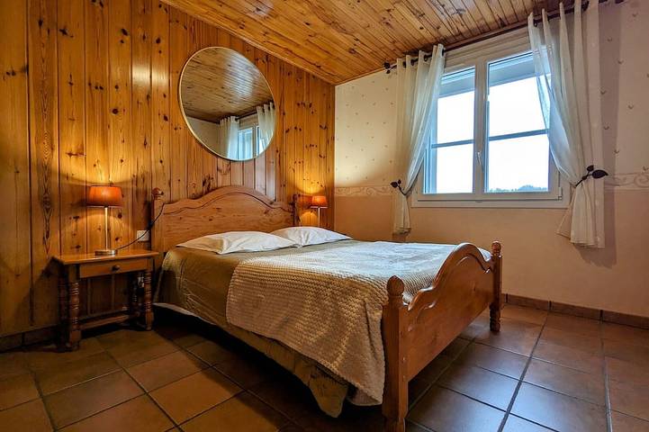 Gîte pour 6 personnes, avec terrasse à Saugues - 2