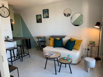 Gîte pour 4 personnes, avec vue ainsi que terrasse et piscine dans Casino de Royan