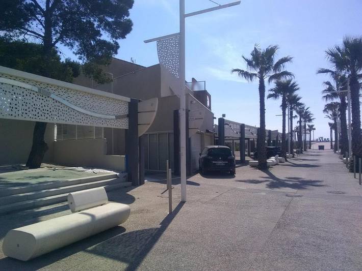 Location de vacances pour 2 personnes, avec terrasse, animaux acceptés dans Plage de la Farinette - 2