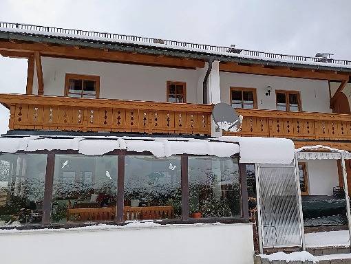 Ganze Ferienwohnung, Ferienwohnung Schönbuchner inkl. Chiemgaukarte - Ferienwohnung 65qm, Balkon, Küche, 2 Schlafzimmer, 1 Wohnzimmer, Wlan, 4 Personen in Ruhpolding, Bayerische Alpen