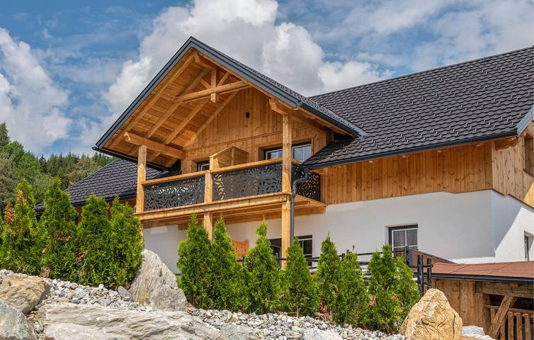 Ferienwohnung für 4 Personen, mit Sauna und Terrasse in Mariapfarr
