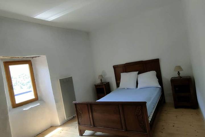 Location de vacances pour 6 personnes, avec terrasse à Bez-et-Esparon - 4