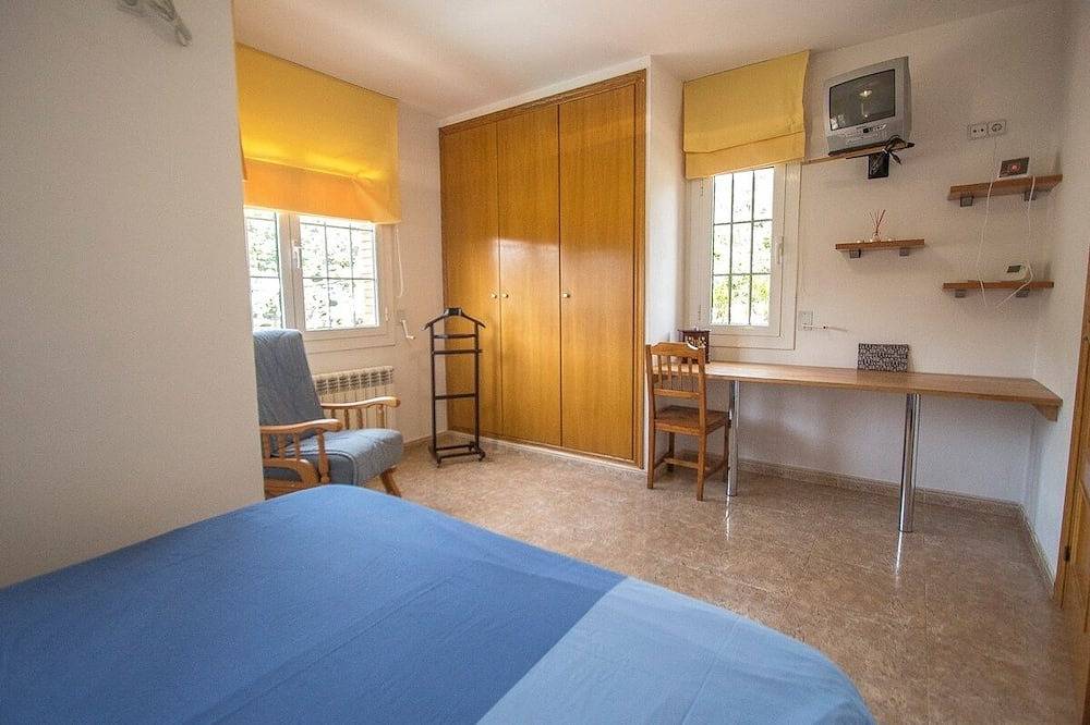 Nature & Tranquility only 25km from Barcelona in Torrelles de Llobregat, Baix Llobregat