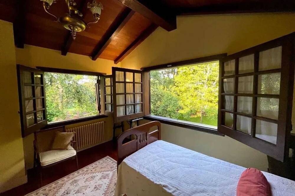 Homerez - Spacious Villa with Pool in Cabeanca 250 m² in Ourense, Ourense Region