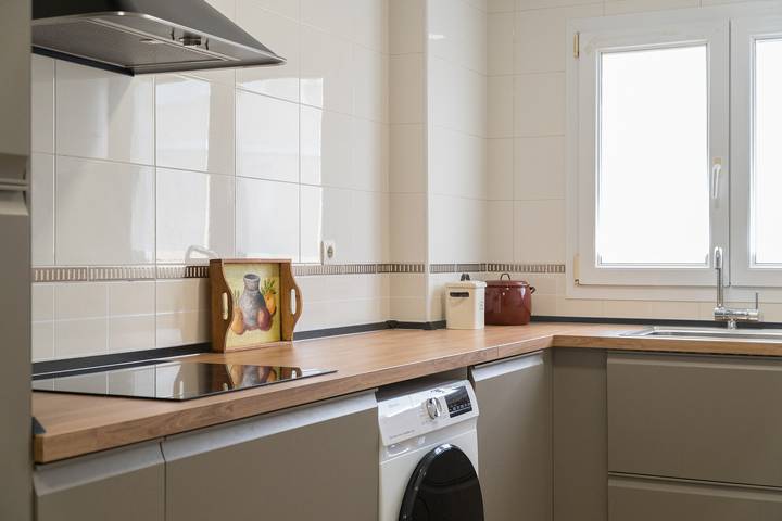Ganze Wohnung, Ferienwohnung für 6 Personen mit Terrasse in Barriada Río San Pedro, Puerto Real