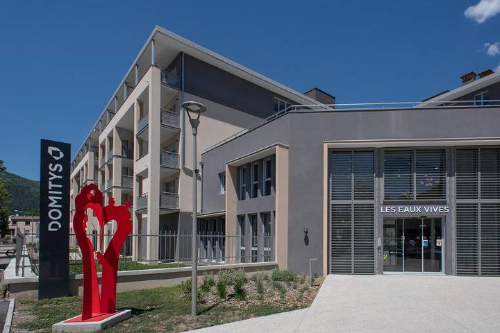 Appart’hôtel pour 2 personnes, avec Balcon et Terrasse ainsi que Jardin et Piscine