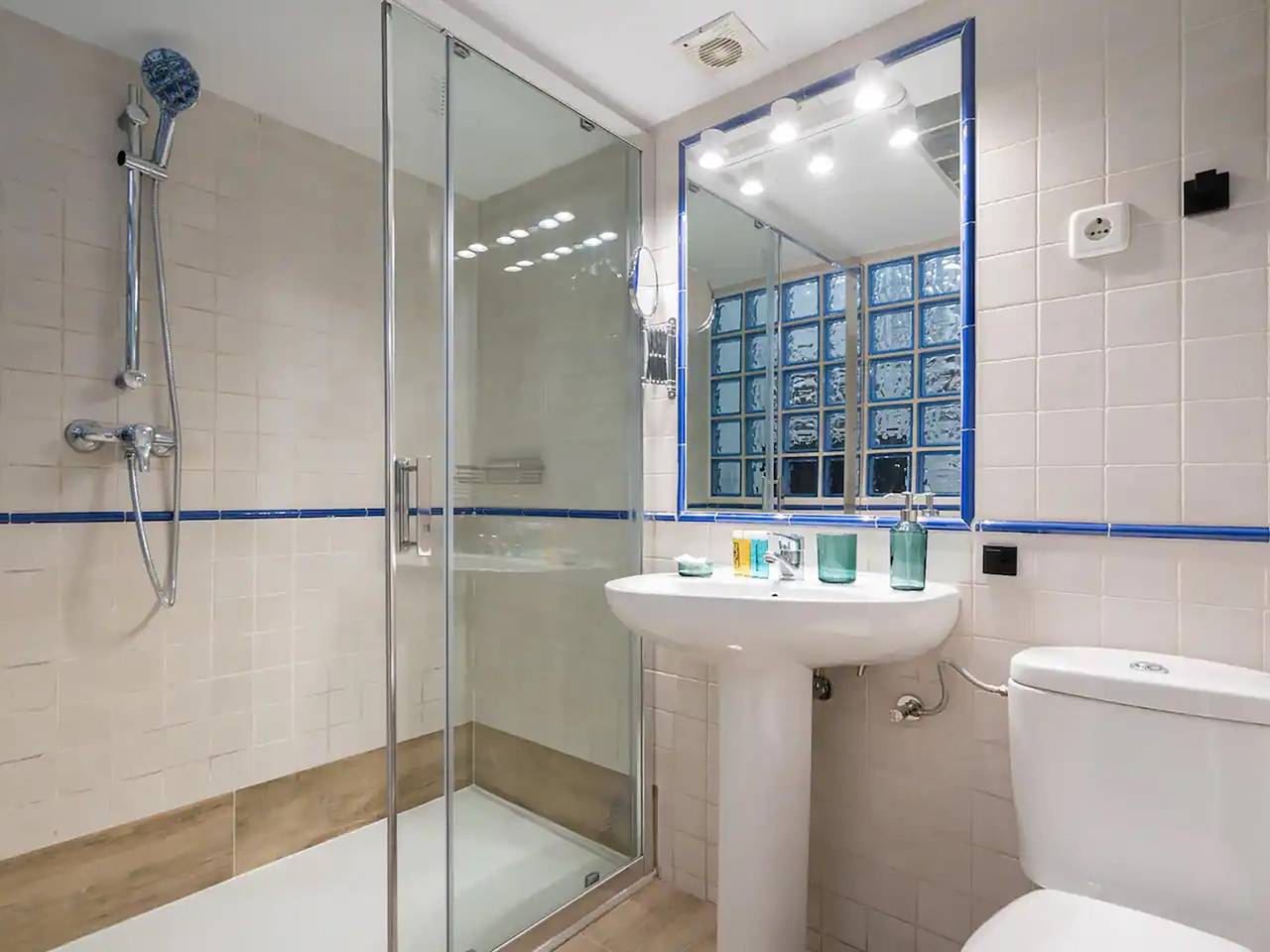 Estudio entero, Parque de la Emperatriz Ii - Estudio para 2 personas in Madrid, Provincia de Madrid