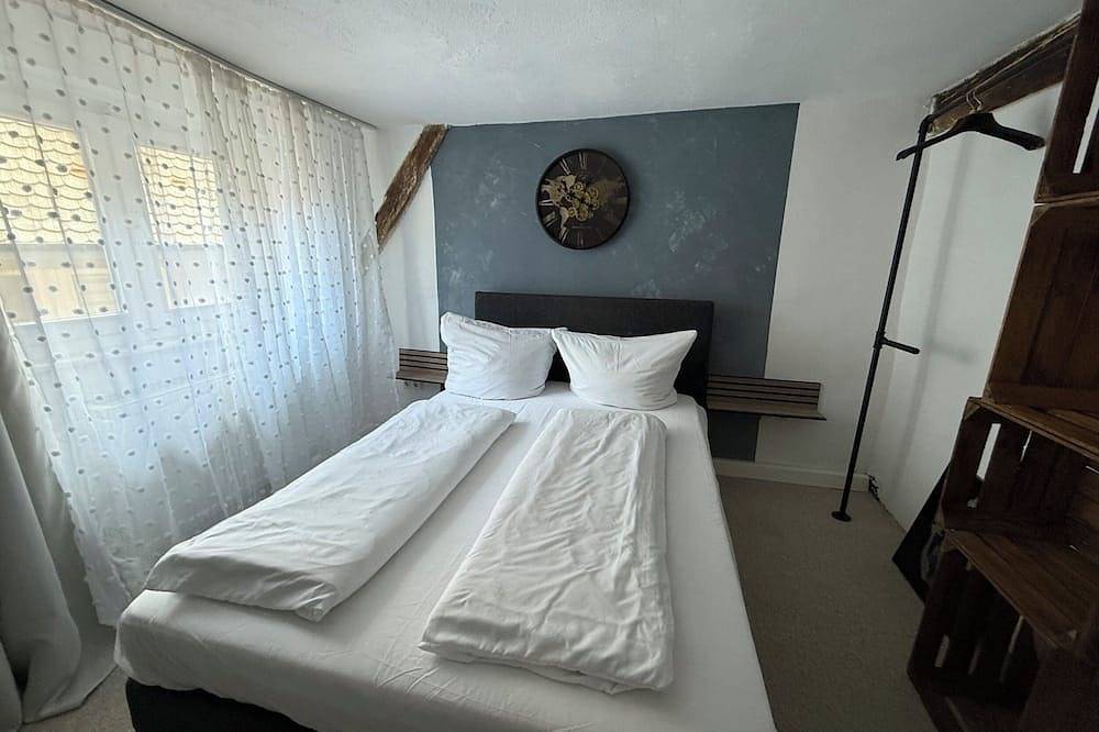 Ganze Wohnung, Deluxe Appartment mit drei Schlafzimmern und seperater Küche in Rothenburg ob der Tauber, Taubertal