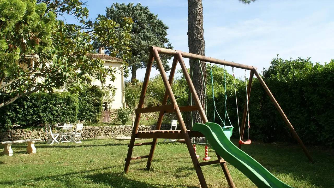 Villa für 8 Personen (100 m²) in Salernes in Salernes, Region de Draguignan