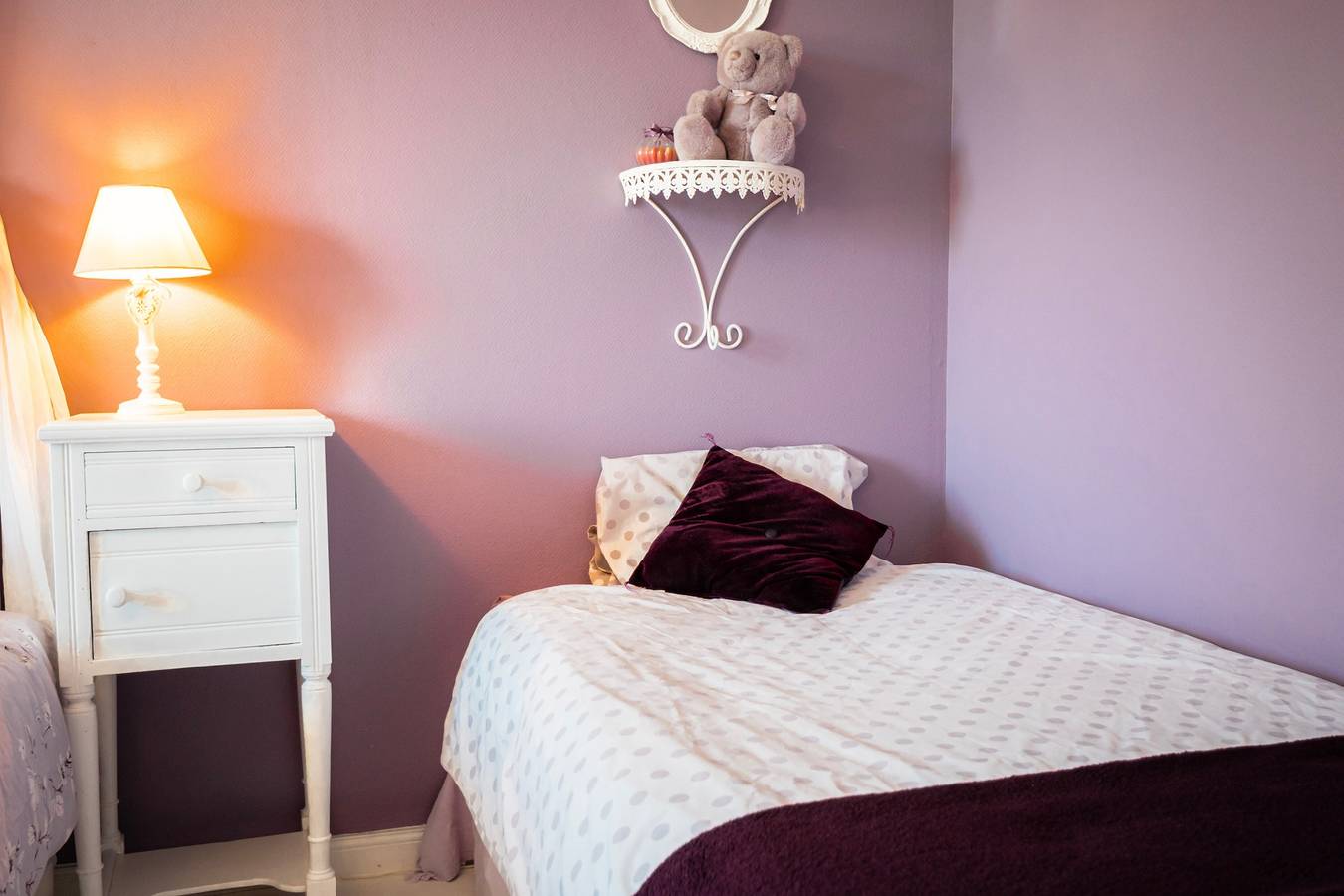 Chambre d’hôtes « Chambre Romantique » avec terrasse partagée, Wi-Fi et climatisation in Ryes, Région de Bayeux