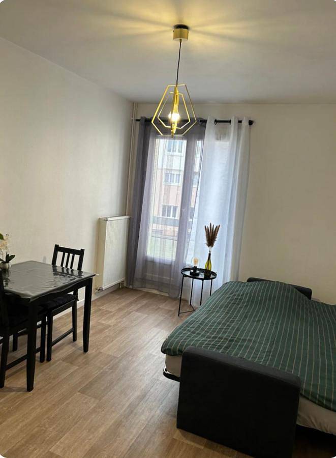 Appartement entier, Studio en face de la mairie de Beaumont in Beaumont (Puy-de-Dôme), Parc naturel régional des Volcans d'Auvergne
