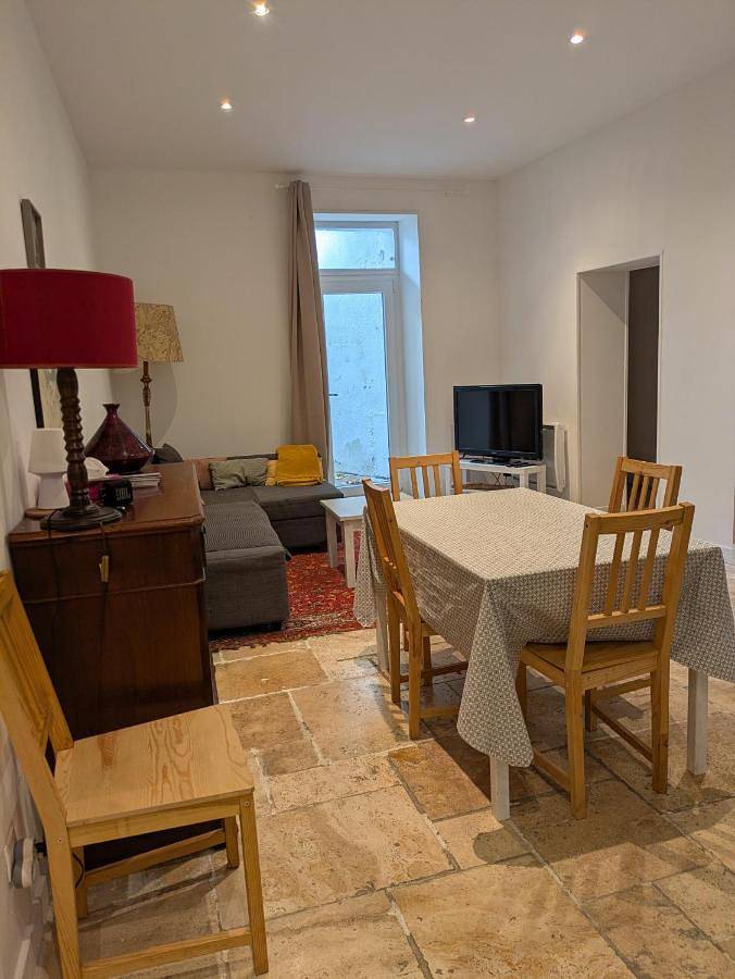 Gîte pour 6 personnes, avec balcon à Sommières - 3