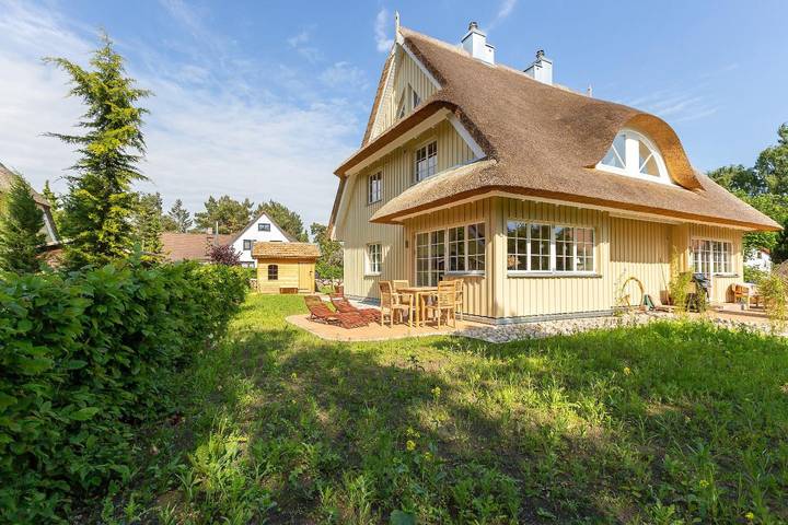 Ferienhaus für 4 Personen, mit Ausblick und Sauna sowie Garten, mit Haustier