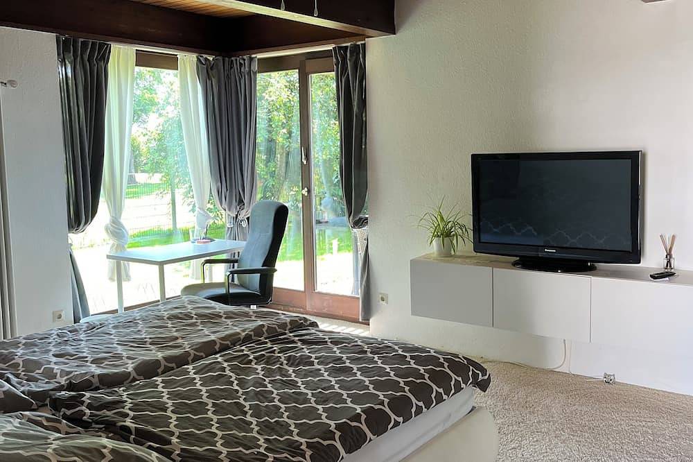 Ganze Wohnung, Kleine gemütlich eingerichtete Ferienwohnung in Laupheim Baden - Württ. in Laupheim, Landkreis Biberach
