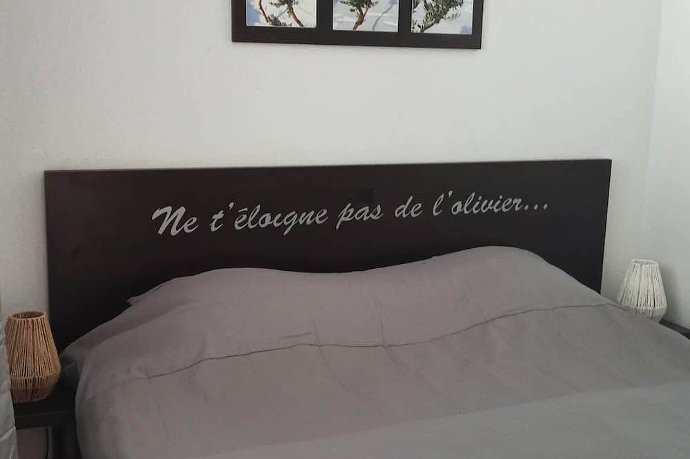 Appartement entier, Appartement avec jardinet 4 pers dans résidence vacances 3*** in Azille, Région de Carcassonne