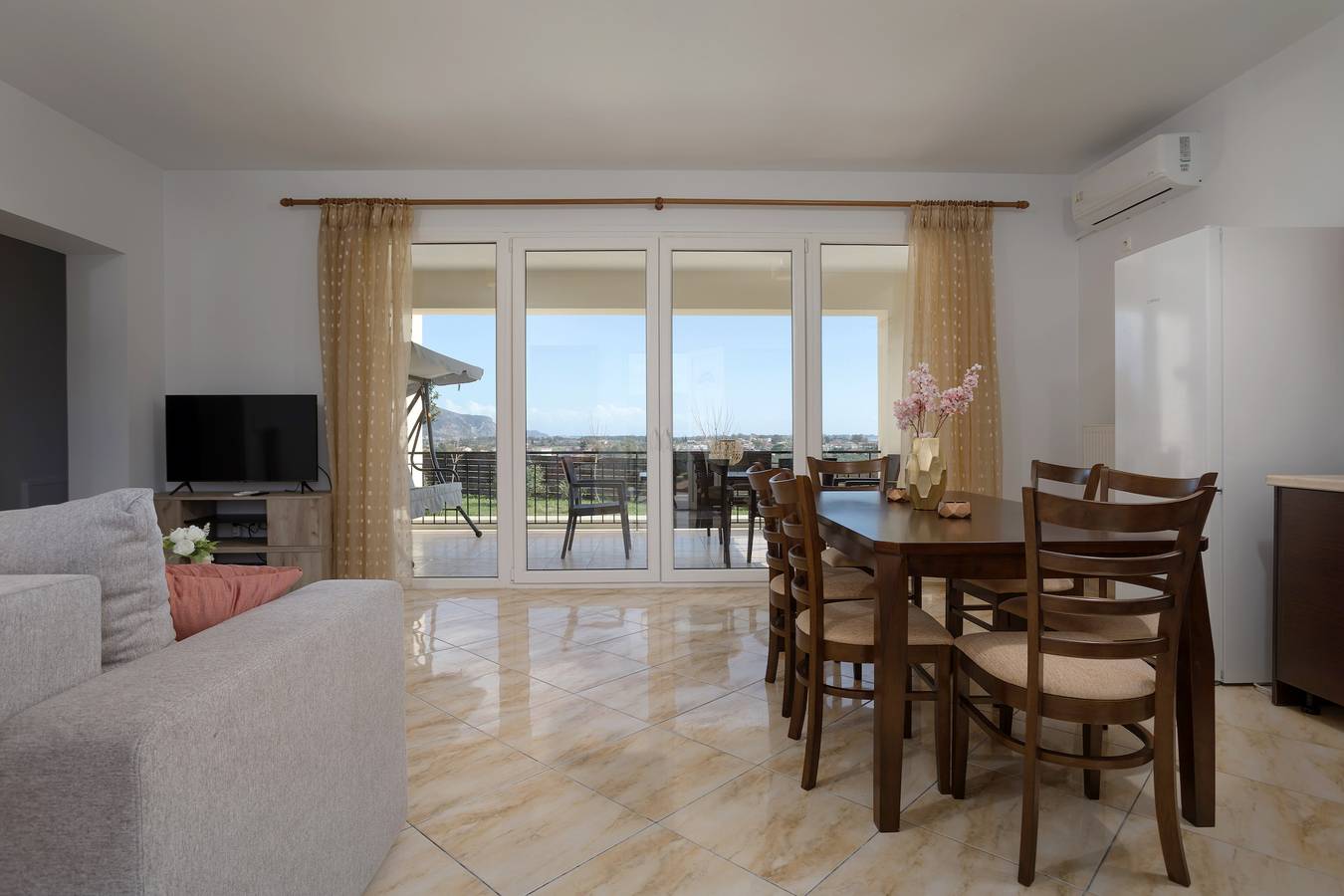 Ganze Wohnung, Altamira I 8 Gäste mit Veranda und Talblick in Zakynthos Stadt, Zakynthos