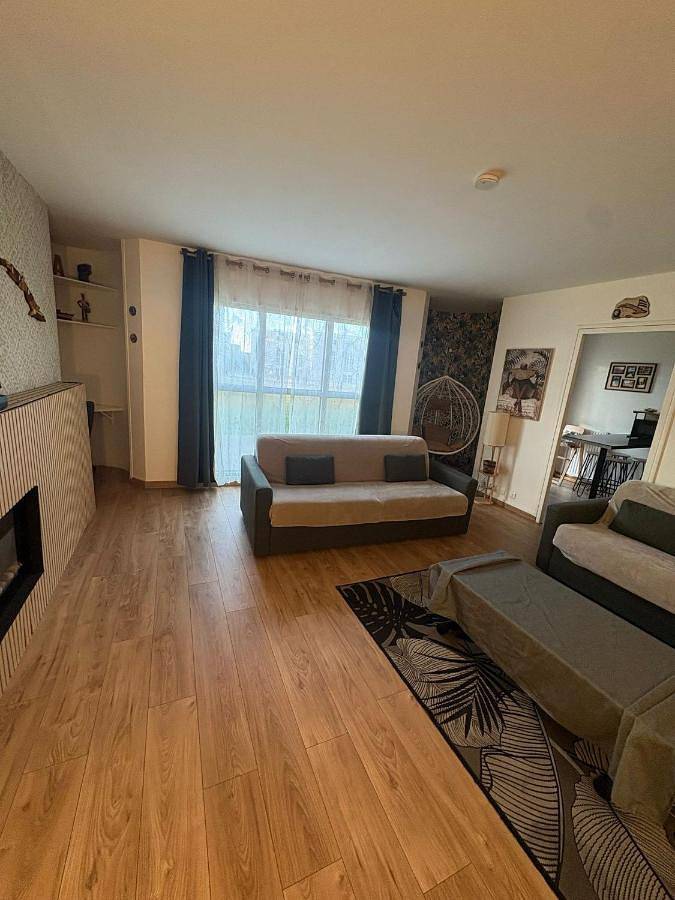 Gîte pour 8 personnes, avec Vue à Cergy - 2