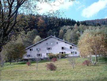 Gîte pour 32 personnes, avec vue et terrasse à Bussang
