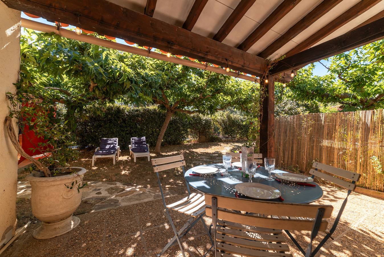 Ferienhaus 'Saint Pierre' mit Bergblick, Wi-Fi und Klimaanlage in Montesquieu-des-Albères, Céret und Umgebung