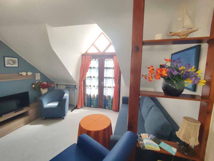 Ferienwohnung für 8 Personen, mit Balkon und Garten in Fonjod
