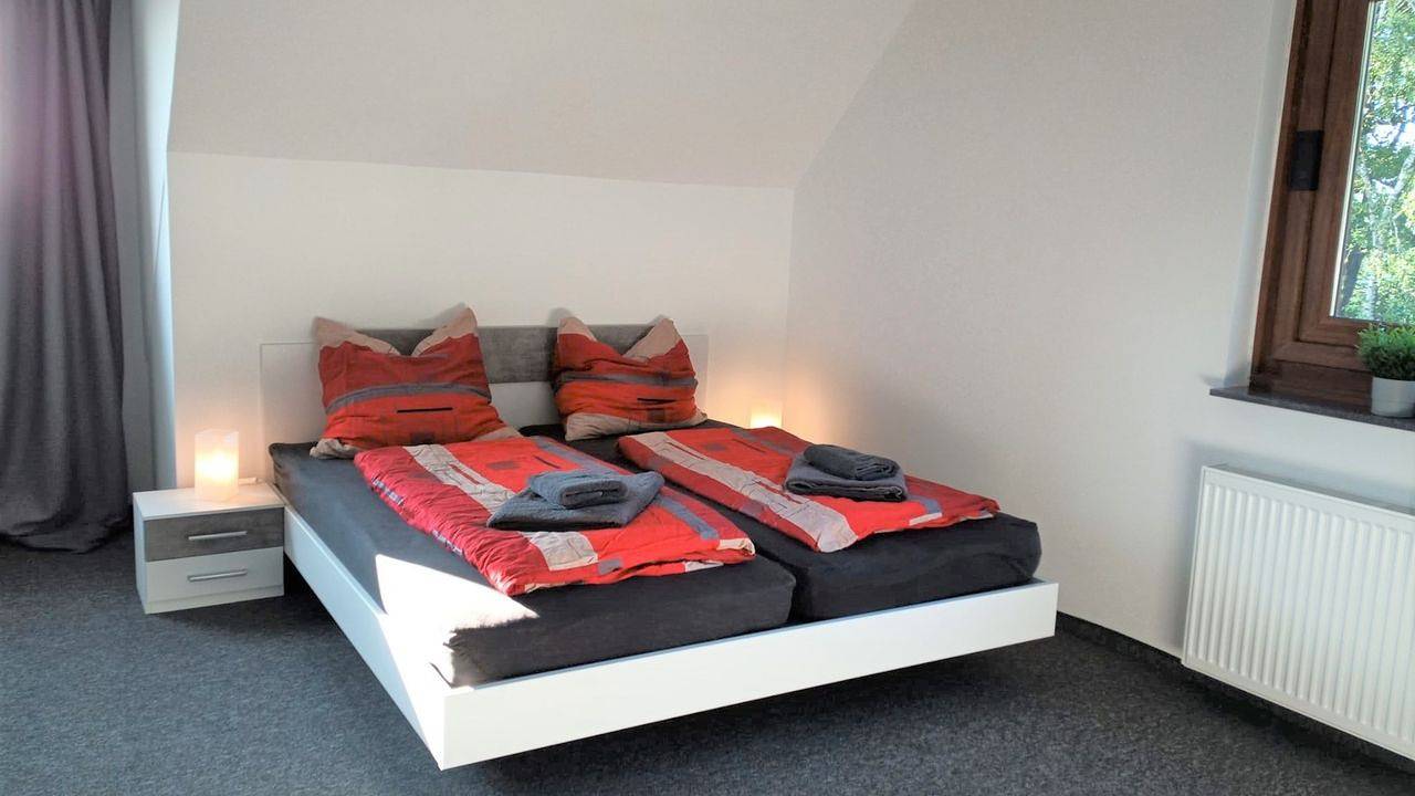 Entire holiday apartment, Ferienwohnung für 4 Personen (67 m²) in Hattingen in Hattingen, Ennepe-Ruhr region