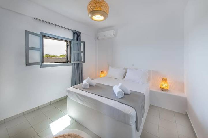 Location de vacances pour 2 personnes, avec balcon dans Perivolos - 2