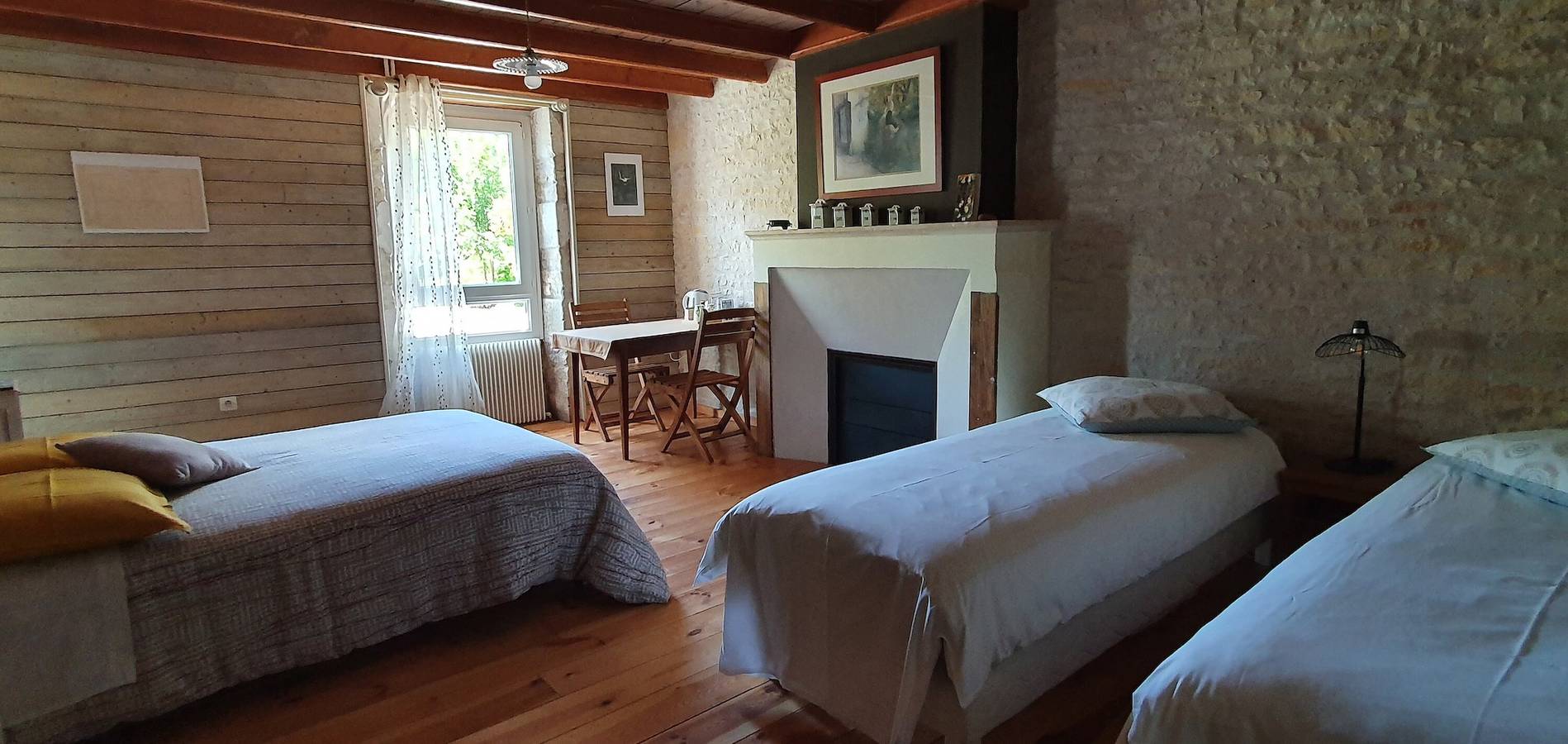 Chambre d’hôtes « Chambre Églantine » in Courçon, Région de La Rochelle