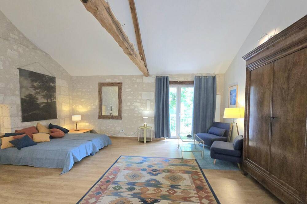 Apartamento entero, Apartamento acogedor en el corazón de Brantôme, terraza privada in Brantôme en Périgord, Périgord Vert