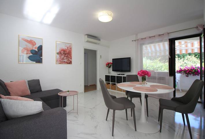 Ferienwohnung für 3 Personen, mit Terrasse und Garten in Poreč - 4