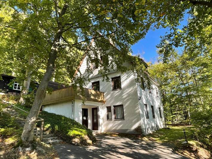 Ferienhaus für 12 Personen, mit Terrasse und Garten sowie Sauna und Ausblick in Willingen