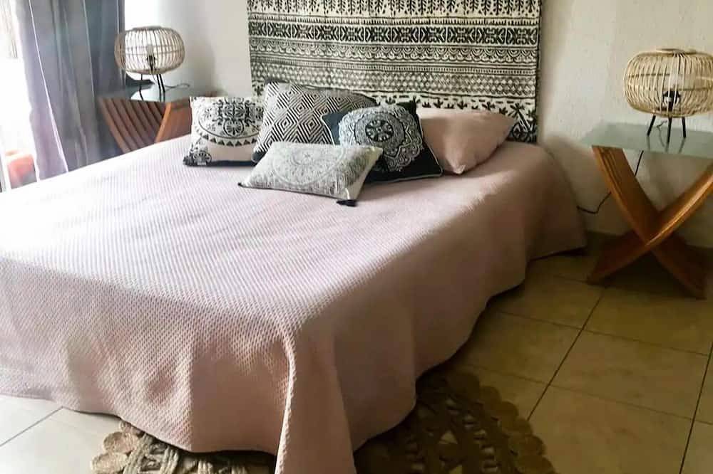 Appartement entier, Trés bel appartement de standing sur l Ile des Loisirs 5mn à pied de la plage in Cap d'Agde, Agde