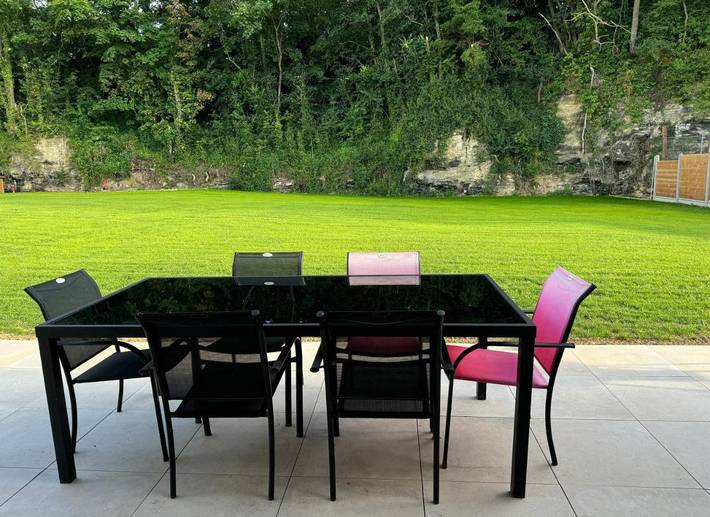 Location de vacances pour 6 personnes, avec vue ainsi que jardin et terrasse à Reviers - 3