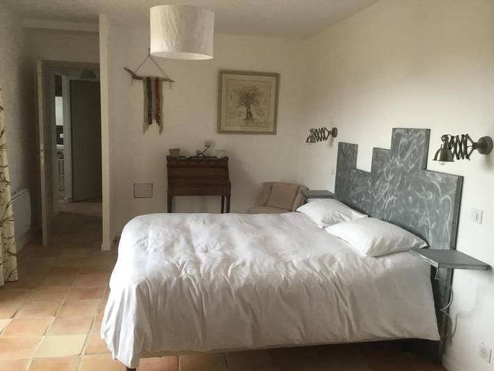 Chambre d’hôte pour 2 personnes, avec vue ainsi que piscine et jardin à La Garde-Freinet - 2