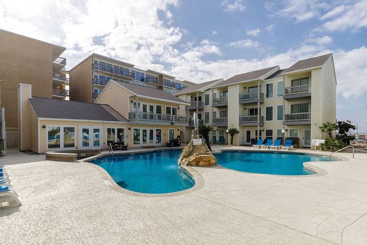 Vacation rental for 4 people, with hot tub and pool in Padre Island