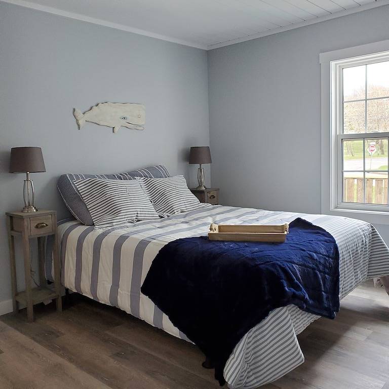 Newly renovated 2 bedroom house with view of the Souris Harbour & marina. in Souris, Kings County (Kanada)