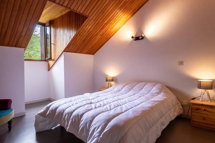 Location de vacances pour 6 personnes, avec jardin à Bagnols-les-Bains - 4