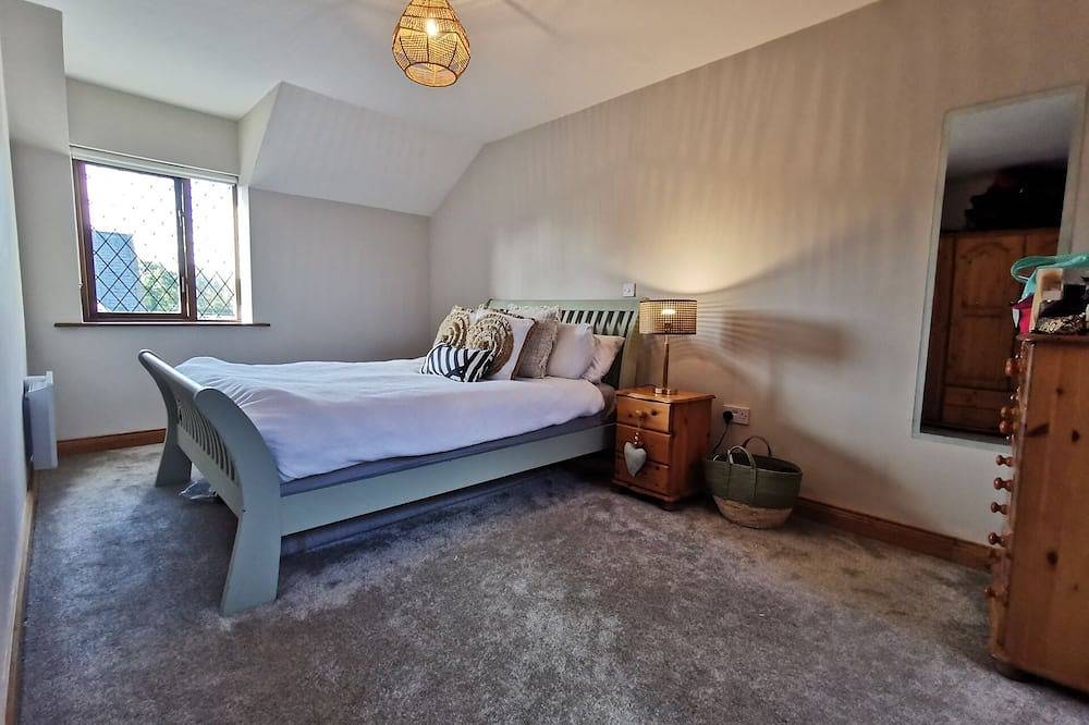 Lovely Cottage for Your Perfect Country Retreat, Kildare Cottage 1000 in County Kildare