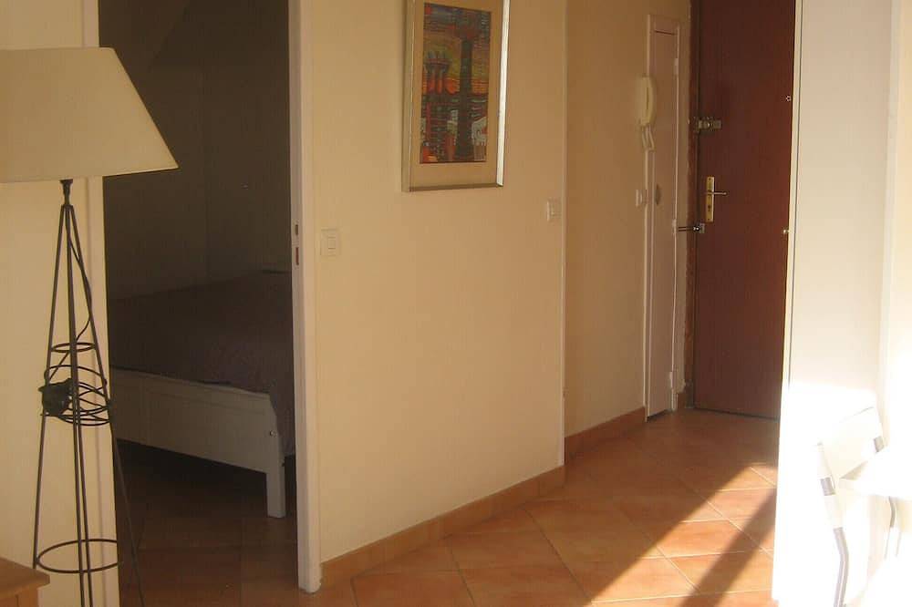 Apartamento entero, Precioso apartamento con terraza y vistas al mar. in Niza, Nizza Region