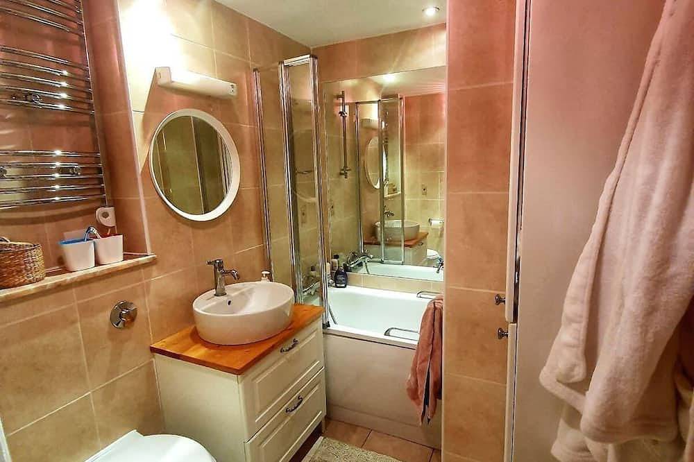 Ganze Wohnung, Bright & Luxurious Flat with Skyline View in Greenwich, London