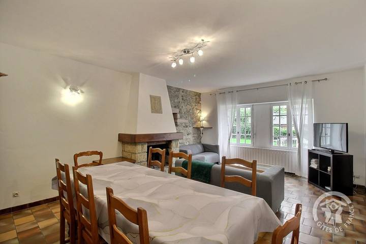 Gîte pour 8 personnes, avec Jardin