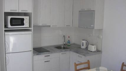 Ferienwohnung für 4 Personen, mit Garten und Terrasse auf Murter