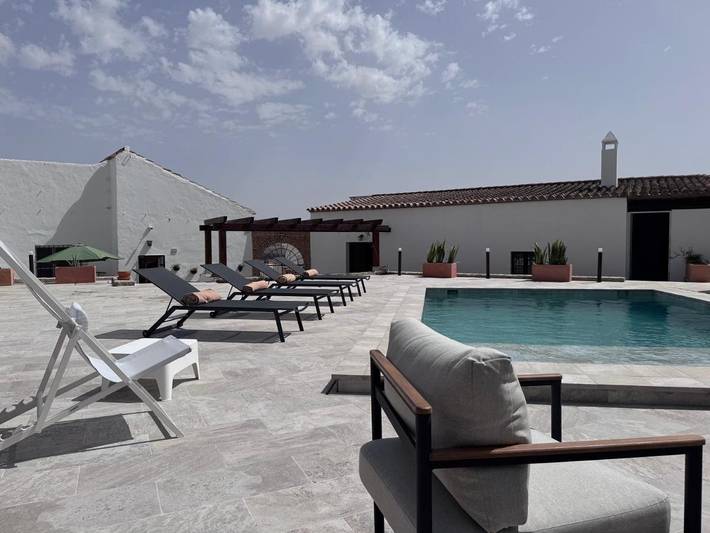 Casa de vacaciones para 11 personas, con jardín y piscina, Se admiten mascotas - 1